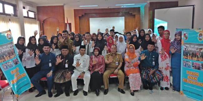Dukung KLA, Camat Rahman Buat Pojok Anak di Kantor Kecamatan Tenayan Raya