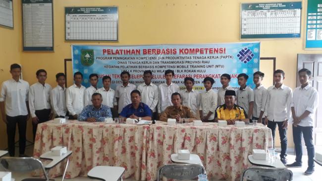 Kegiatan Pelatihan Berbasis Kompetensi dengan Dana APBN di Desa Limau Manis.