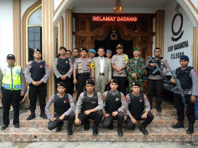 Karo Ops Polda Banten, Tinjau Pengamanan Di Gereja Gereja Kota Serang.