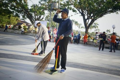 Plt Bupati Siak Alfedri, Pemimpin Tak Pernah Bosan Lakukan Aksi Peduli Sampah