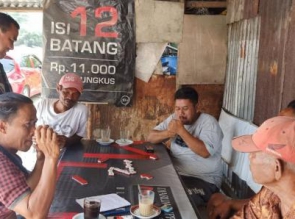 BABINSA KORAMIL 12/XIII KOTO KAMPAR KOMSOS DENGAN TOKOH MASYARAKAT