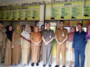 Penilaian Evaluasi Desa/Kelurahan Tingkat Pekanbaru, Plh Sekdako Azwan Pantau Langsung ke Kelurahan 