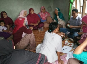 54 KK di Desa Beringin Lestari Tapung Hilir Terima Bansos Program Keluarga Harapan