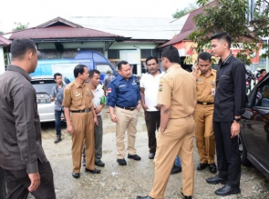Bupati Kampar Lakukan Sidak dan Memantau Pelayanan di Kantor Disdukcapil Kampar
