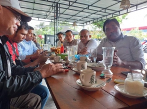 Fahmil, Wakil Ketua DPRD Kampar Menjadi Narasumber pada Acara Kawan Diskusi
