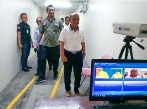 BANGUN RUANG THERMAL SCANNER DI PINTU MASUK, BUPATI APRESIASI LANGKAH PT RAPP ANTISIPASI COVID-19