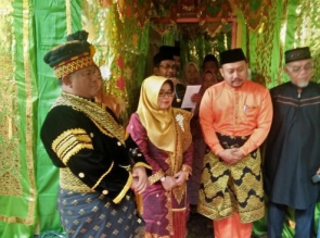 Berpulang Bainduok Jo Bamamak Hj Muslimawati Catur ke Persukuan Mandailiong, ini Tanggapan Fikri