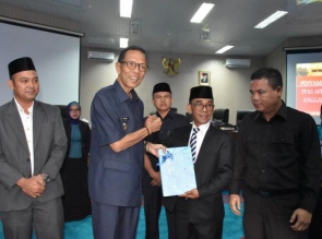 Paripurna, Bupati Kampar Sampaikan KUA-PPAS 2019