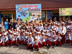 Kapolres Kampar Datangi Sekolah, Berikan Arahan Tentang Disiplin dan Masalah Kebersihan
