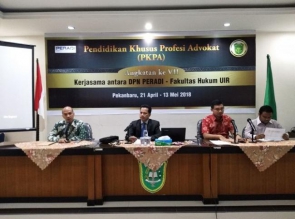 Fakultas Hukum UIR-DPN Peradi Didik 50 Sarjana Jadi Advocat