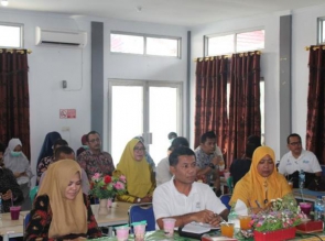 Laporkan Covid-19 di Diskes Kampar dan RSUD Teleconference dengan Diskes Provinsi Riau.