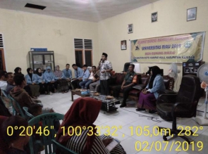 BABINSA KOMSOS DENGAN MAHASISWA KKN DI DESA BINAAN DALAM RANGKA MENSUKSESKAN TMMD KE 105 KODIM 0313/