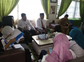 Jadi Tuan Rumah Rakerda, Disdalduk KB launching Program SSK