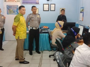 Tim Korlantas Polri Tinjau Pelayanan SIM pada Satlantas Polres Kampar