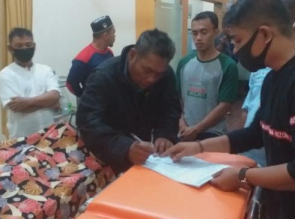 Seorang Pemuda Ditemukan Tewas Gantung Diri Dikamar Kos di wilayah Desa Tarai Bangun