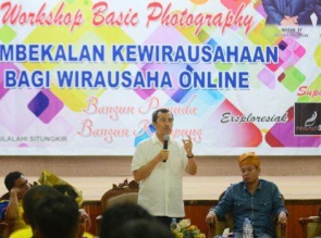 Pesan Syamsuar Saat Membuka Workshop Fotografi