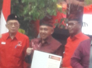 Arah Berubah, PDIP Resmi Usung Andi Rahman - Suyatno Di Pilgubri 2018