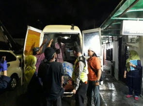 Diduga Karena Keselek, Pria ini Tewas saat Makan Pecel Lele