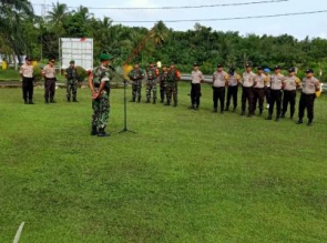 APEL GABUNGAN TNI DAN POLRI DI XIII KOTO KAMPAR JELANG PELANTIKAN PRESIDEN DAN WAKIL PRESIDEN