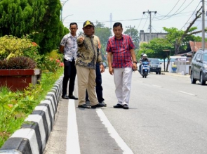 Sekda Kampar Terus Lakukan Peninjauan Kebersihan dan Penataan Kota Bangkinang.