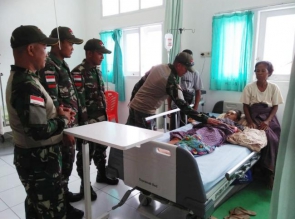 Peduli Kemanusiaan, Satgas Pamtas RI-RDTL Yonif 132/BS, Donorkan Darah Kepada Pasien Kanker Payudara