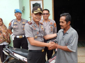 Warga di Kampar ini Kaget, Motornya yang Hilang Dicuri Diantarkan Polisi Kerumahnya