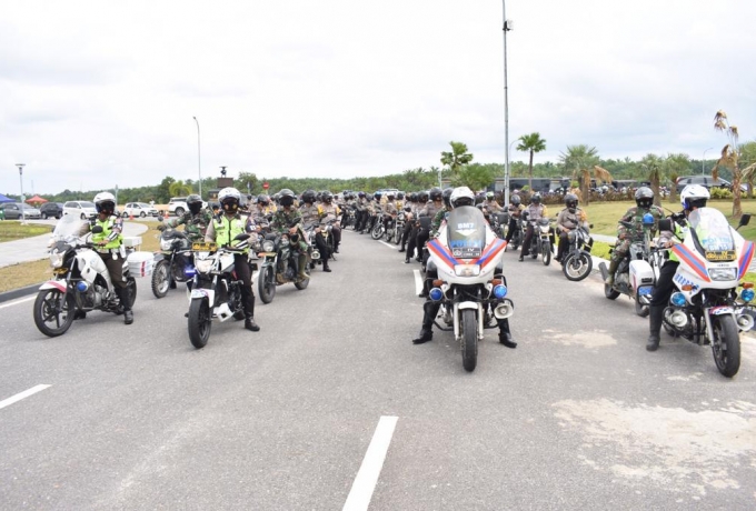 Kapolda Riau Pimpin Apel Pemberangkatan Satgas Pemburu Teking Covid-19