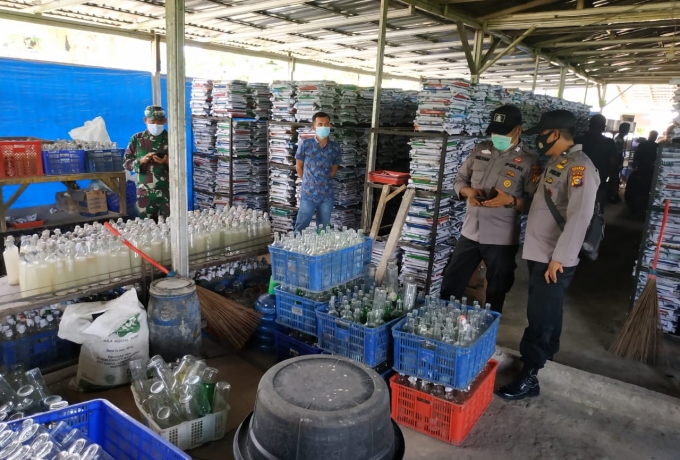 Tim Yustisi Didampingi Polsek Tapung Sidak Ke PT Tirta Mulya Decoco