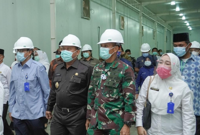 Danrem 031/Wirabima Dampingi Menteri Pertanian RI Tinjau PT. Bio Cycle Indo Di Tapung Riau