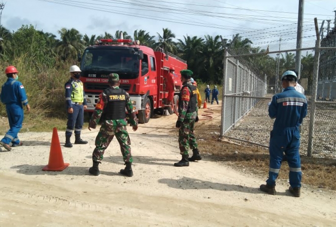 Babinsa Koramil 16/Tapung Ikuti Simulasi Penanggulangan Kebakaran