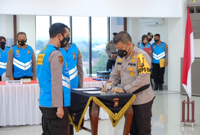 Pastikan Rekruitmen Dengan Prinsip Bersih, Transparan Dan Humanis, Panitia Dan Peserta Tanda Tangani