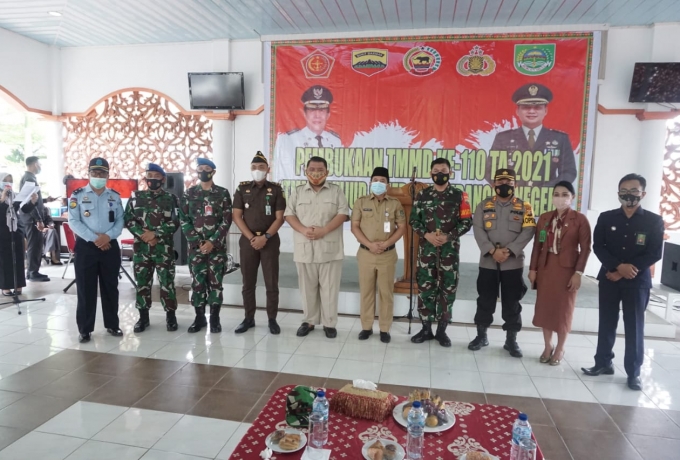 Tetap Ikuti protokol kesehatan Sekda Rohul Buka Pembukaan TMMD ke-110 Tahun 2021 Kodim 0313/KPR