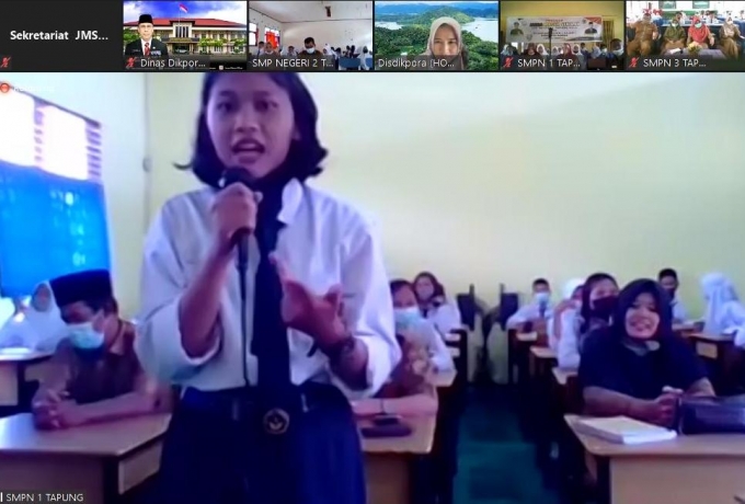 Medsos dan Hoax Jadi Materi JMS Kejari Kampar di 4 Sekolah di Tapung Raya