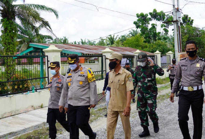 Kapolres Siak Cek Posko PPKM Di Kampung Sialang Sakti Kecamatan Dayun