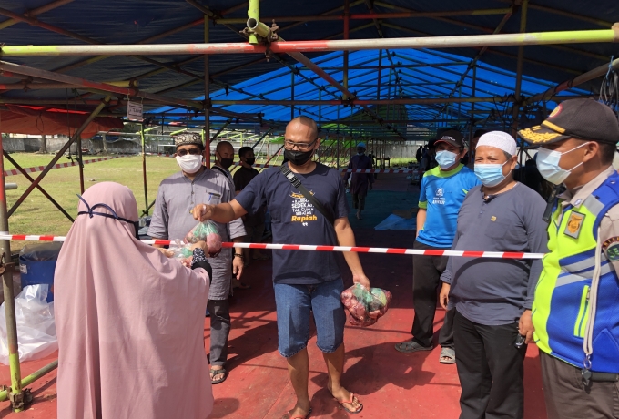 Berbagi Kebaikan di Idul Adha 1442 H, PT RAPP Distribusikan 10.332 Kantong Daging