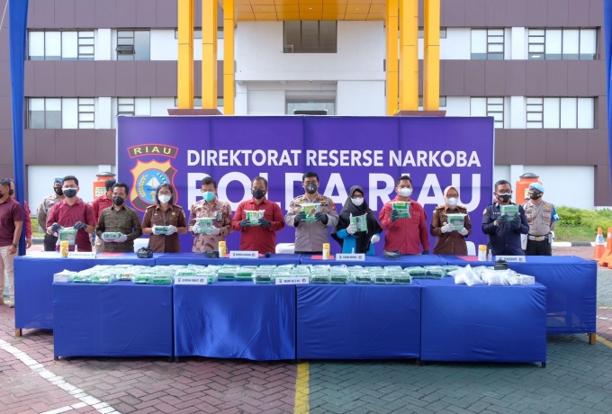 Polda Riau Musnahkan 86 Kg lebih Sabu Tangkapan dari 6 Tersangka
