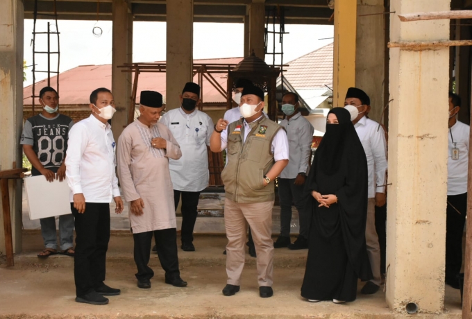 Bupati Kampar Bantuan Anak Yatim dan Apresiasi Kegiatan Sholawat Rutin yang diselenggarakan Bapenda