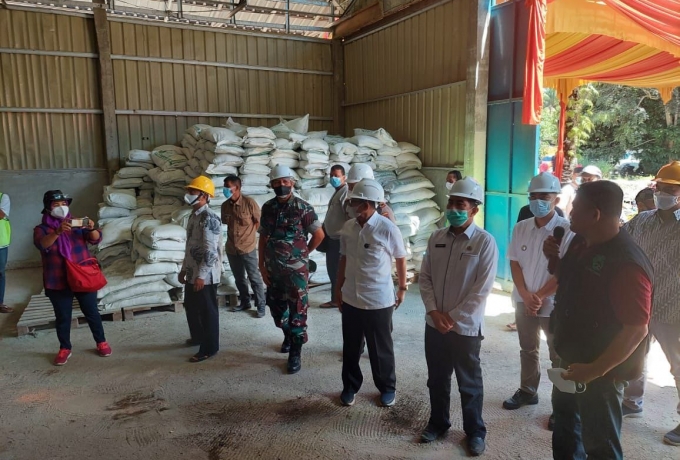 Danramil 16/Tapung Hadiri Pembukaan Dan Memperkenalkan Produk Pupuk Bio Fertilize