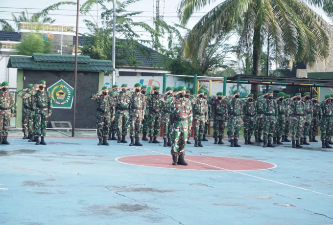 Kodim 0313/KPR Gelar Upacara Bendera Merah Putih