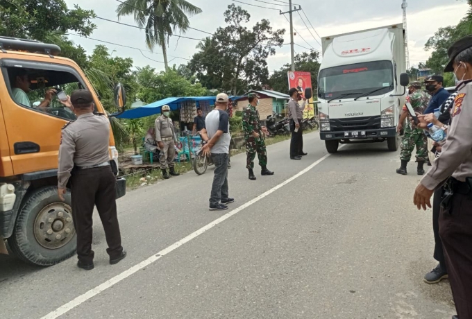 Operasi Yustisi Penegakan Protokol Kesehatan Setiap Hari Digelar Koramil 13/ Rokan Bersama Polsek