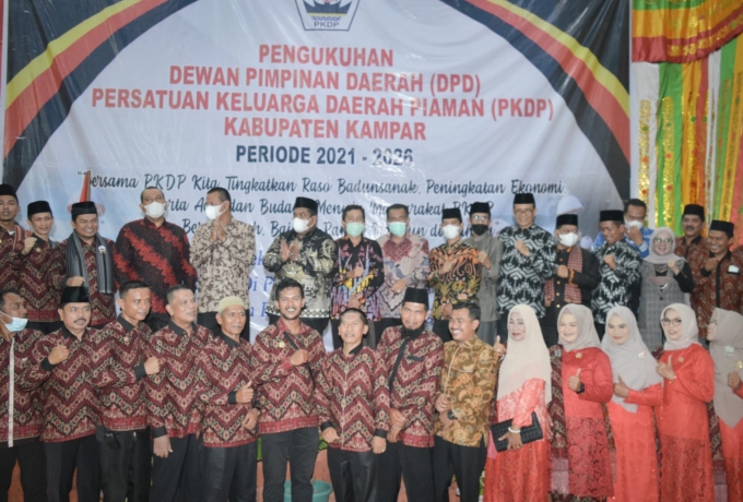Hadiri Pelantikan DPD FKDP Kampar, Bupati Kampar Ajak Masyarakat Piaman Bersinergi Dengan  Pemerinta