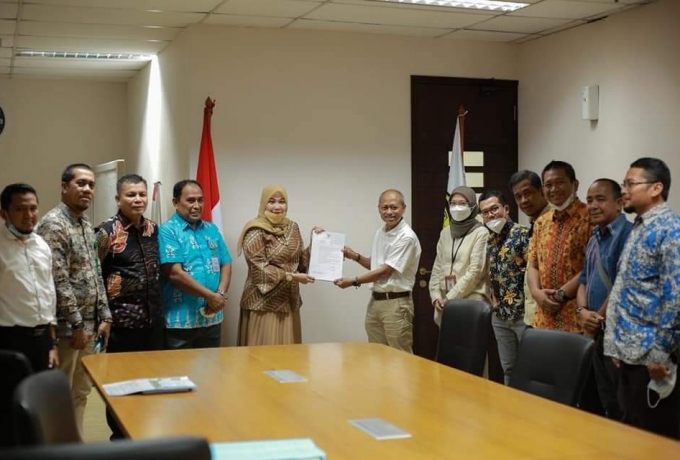 Tingkatkan PAD Dari Sektor SDA, Bupati Kampar Hadiri Penyerahan Usulan Penetapan WIUP di Wilayah Ria