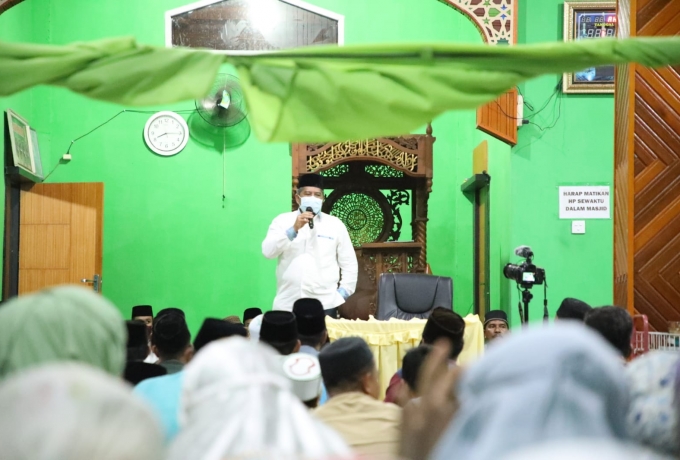 Tanamkan nilai agama sejak dini, Bupati Alfedri himbau orang tua agar masukkan anak ke Ponpes