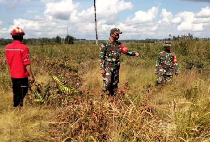 Babinsa 03/ Bunut Bersama MPA Patroli Karhutla