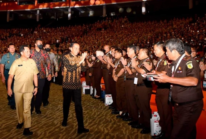 Dibawah Kepemimpinan Kamsol, Kampar Dipuji Presiden RI Mampu Atasi Stunting