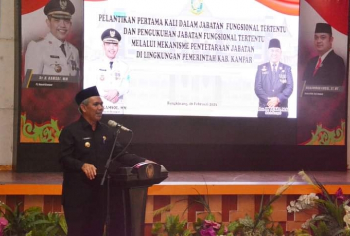 Kamsol Lantik 141 Pejabat Fungsional di Lingkungan Pemkab Kampar