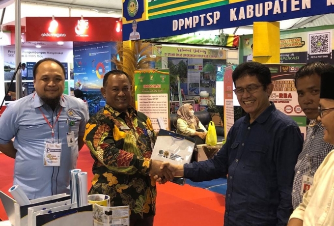 Kampar Expo 2023, Pj Bupati Kampar Antusias Kunjungi Stand UMSU