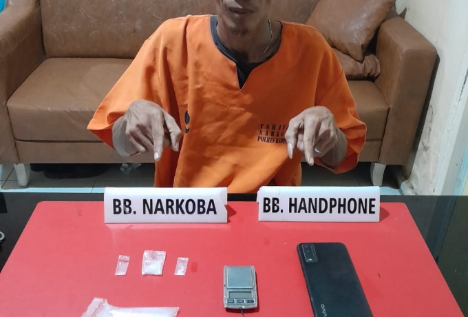 Polisi Tangkap Pelaku Narkoba di Desa Kampung Pinang