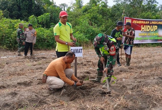Kegiatan Pembinaan Lingkungan Hidup, Koramil 06 Siak Hulu Galakkan Penghijauan