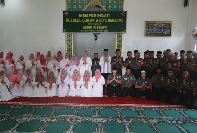 Kodim 0313/Kpr Gelar Doa Bersama Serta Memperingati Nuzulul Qur'an 1446 H Di Mesjid AT Taqwa 